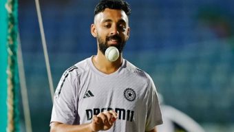 ভারতের ওয়ানডে দলে ডাক পেলেন বরুন